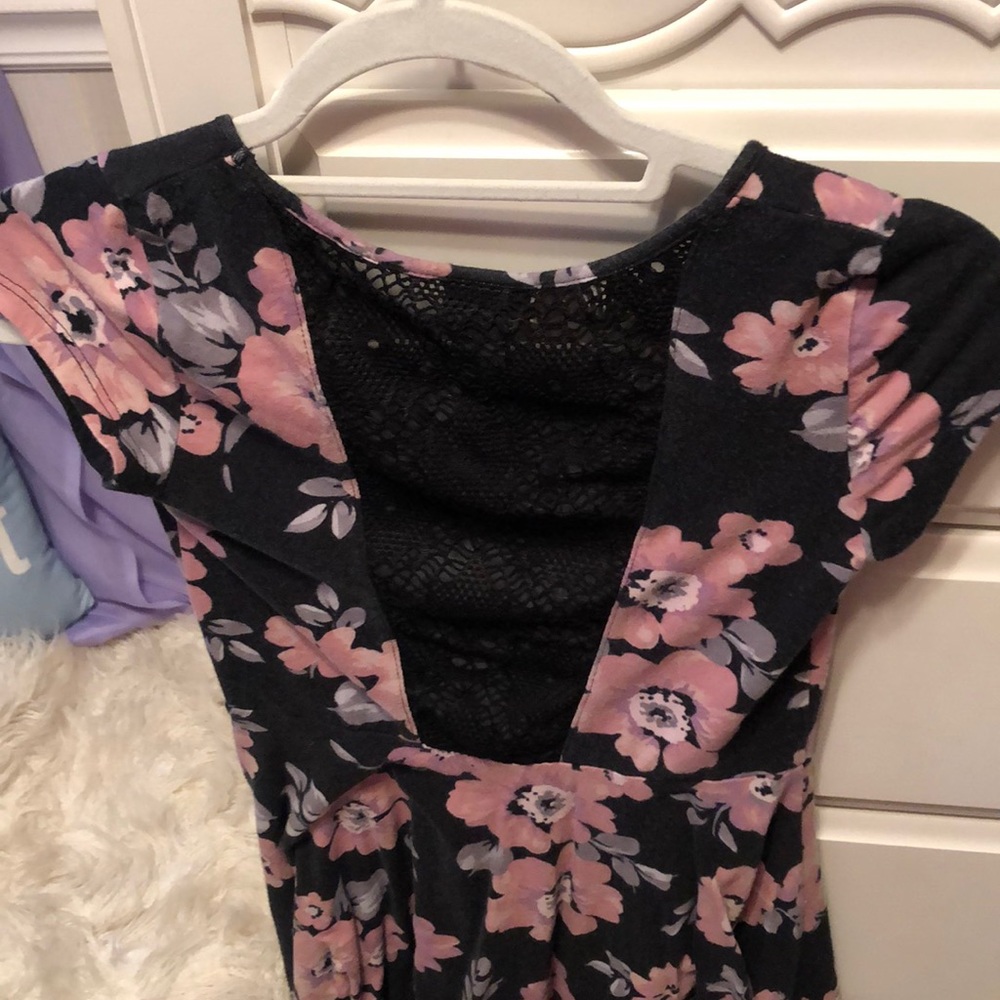 Summer/Spring Dress - Picture 2 of 2